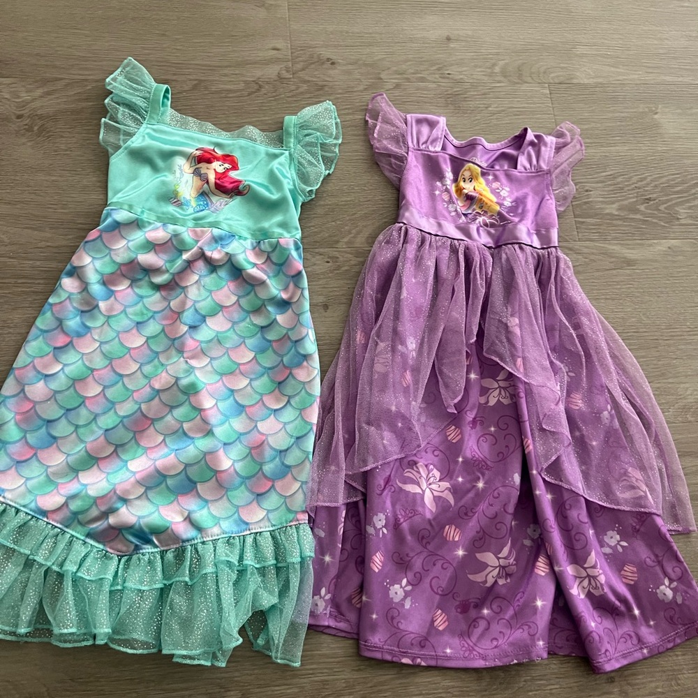 bundle of two Disney princess gowns pjs 3t